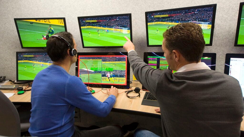 Decisões mais justas? Veja o impacto do VAR no futebol atual