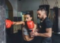 Boxe emagrece, alivia o estresse e melhora a autoestima de forma rápida