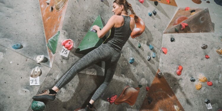 Benefícios da escalada esportiva para corpo e mente
