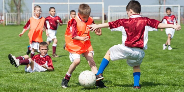 Como o esporte na infância fortalece o coração por toda a vida