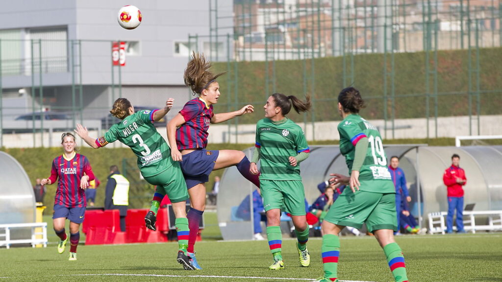 Pura revolução! Como uma lei mudou o futebol feminino