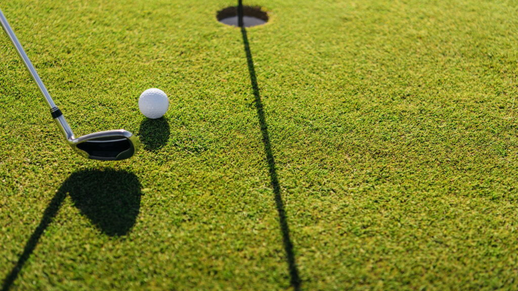 Poucos sabem como a saúde mental realmente afeta o desempenho no golfe