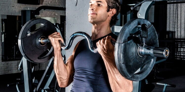 Escolha roupas fitness antiodor para treinos eficazes!