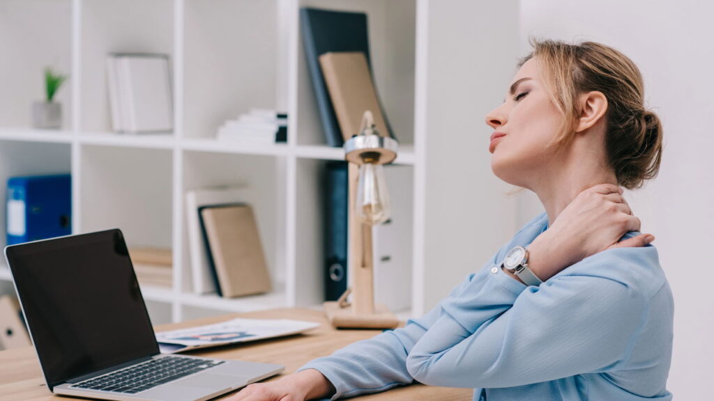 Alivie a dor no pescoço com estes exercícios!