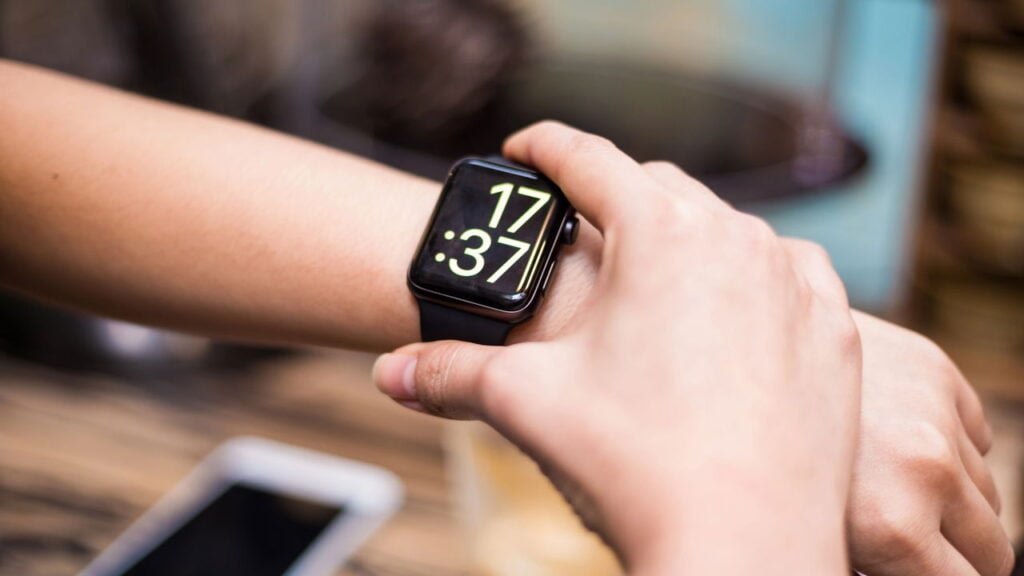 Como as smartbands revolucionam o treino e o desempenho esportivo