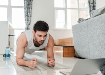 Você consegue treinar como um profissional sem sair de casa?