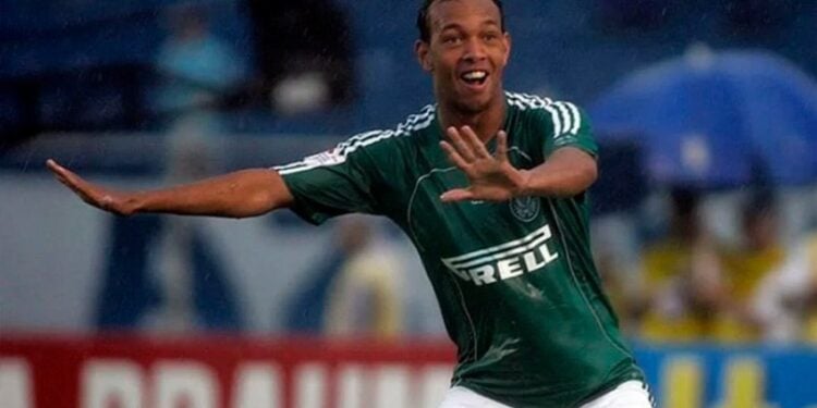 Carlos Adriano de Jesus Soares (Alemão)