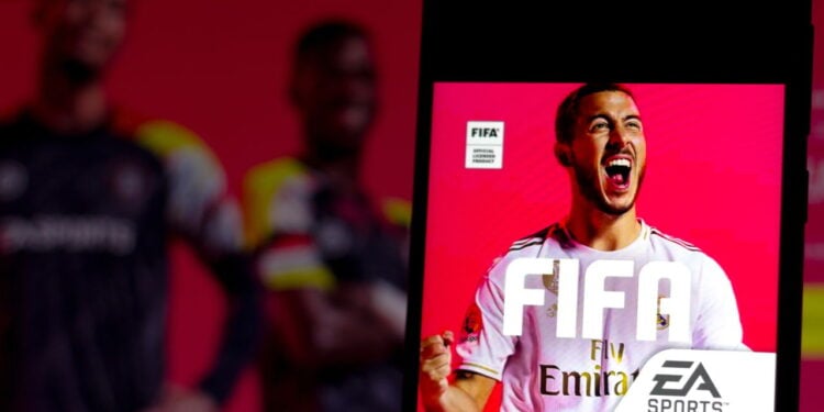 Como a EA decide os jogadores que viram cartas Lendas no FIFA