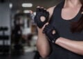 Luvas inteligentes transformam cross training e funcional