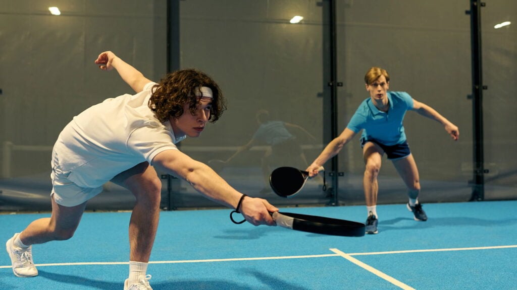 7 motivos para começar a jogar padel hoje mesmo com amigos