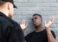 Do campo à tela filmes revelam o impacto do racismo no esporte