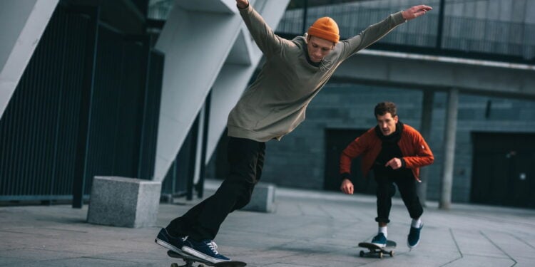Skate e patins transformam o lazer urbano em saúde e bem-estar