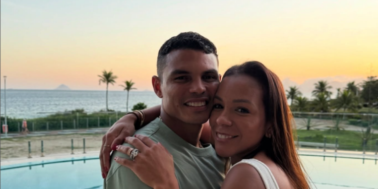 A mulher que está há 20 anos ao lado de Thiago Silva esconde segredos surpreendentes