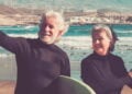 Wetsuits são a nova febre entre surfistas e fashionistas