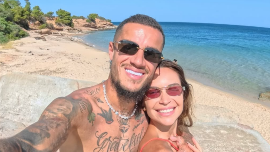 Esposa de Coutinho constrói império de perfumes próprio
