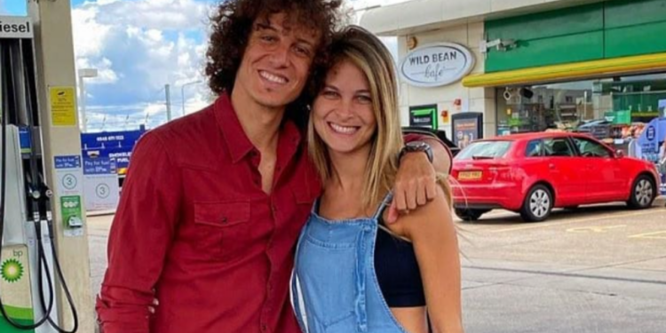 Bruna Loureiro escolheu discrição e conquistou David Luiz