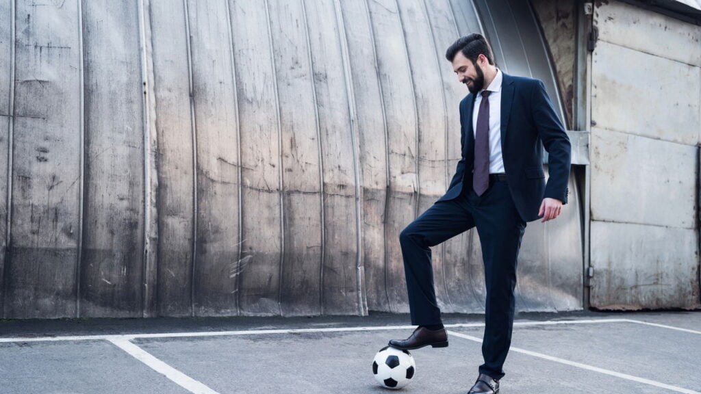 O segredo mais poderoso por trás da imagem dos dirigentes de futebol