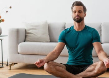 Estas 3 peças básicas criam um guarda-roupa fitness completo sem gastar muito