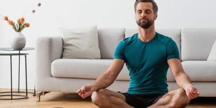 Estas 3 peças básicas criam um guarda-roupa fitness completo sem gastar muito
