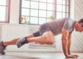Apenas 5 minutos de exercício leve mudam seu dia completamente
