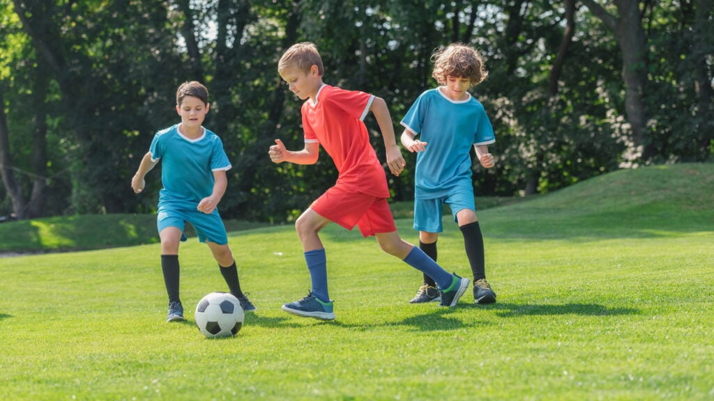 Futebol combate sedentarismo e garante saúde para todos