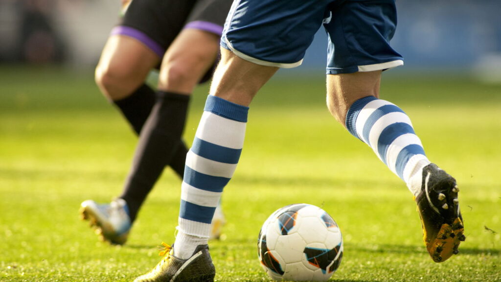 Futebol ajuda no alívio da dor crônica com benefícios reais
