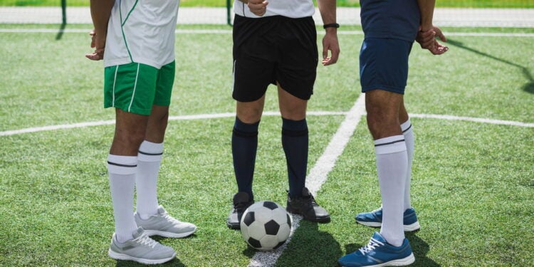 Futebol fortalece a autoconfiança e forma líderes no dia a dia