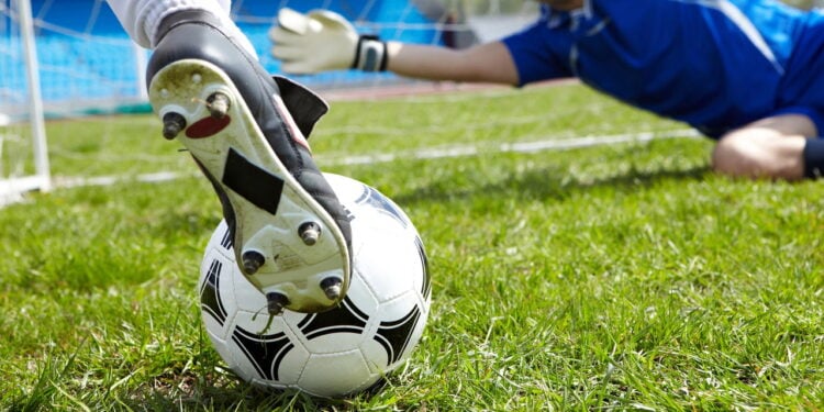 Como o futebol fortalece ossos e articulações de forma natural