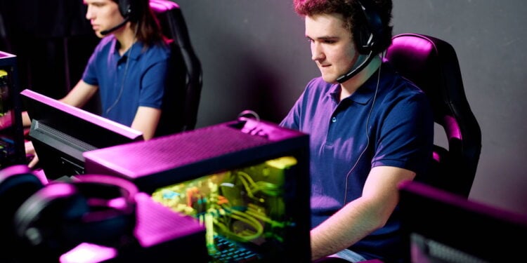 Brasileiros que dominam cenários mundiais de e-sports