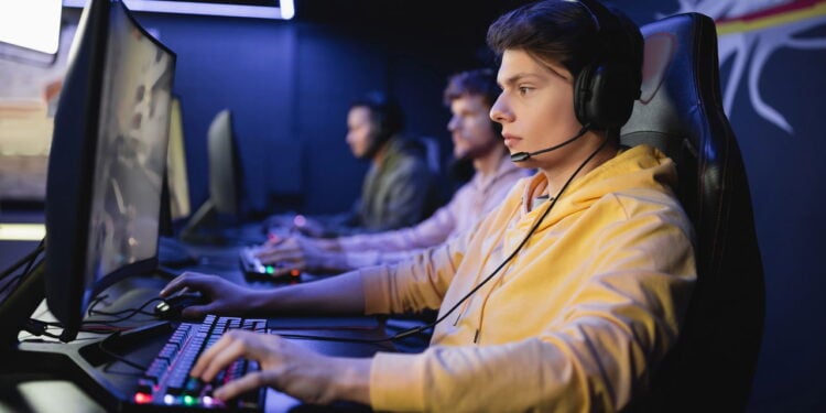 Como se tornar um pro player em Call of Duty: Warzone?