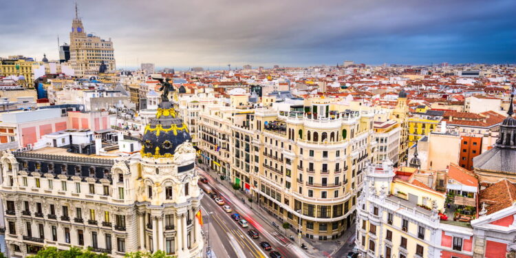 Madrid une futebol tapas e arte em um roteiro inesquecível