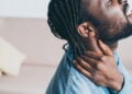 Os melhores exercícios para reduzir tensão no pescoço e melhorar o bem-estar!