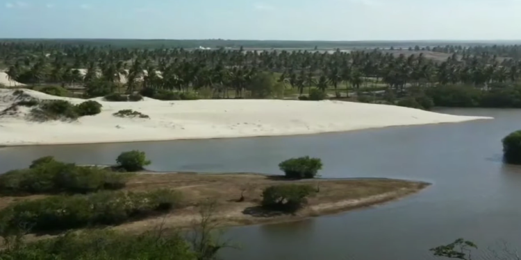 A cidade brasileira que possui praias secretas que poucos conhecem