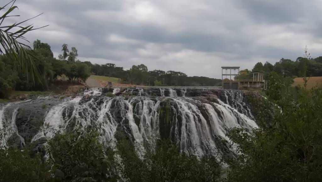 A cidade brasileira que "fala" ucraniano e esconde cachoeiras épicas