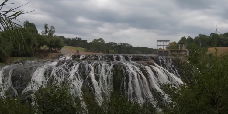 Essa cidade do Paraná é chamada de terra das cachoeiras gigantes