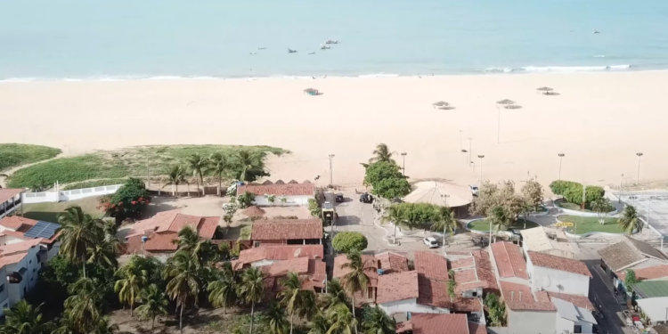Vila de 9 mil virou paraíso mundial sem perder a essência