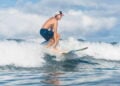 O short dos surfistas virou tendência urbana