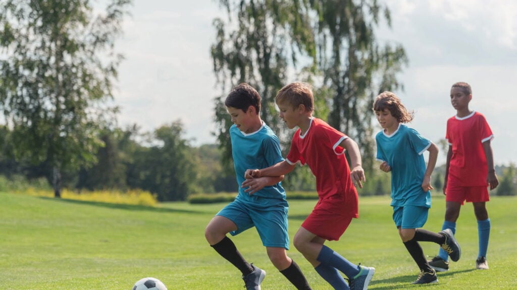 Como o futebol se tornou o símbolo cultural das periferias e das ruas