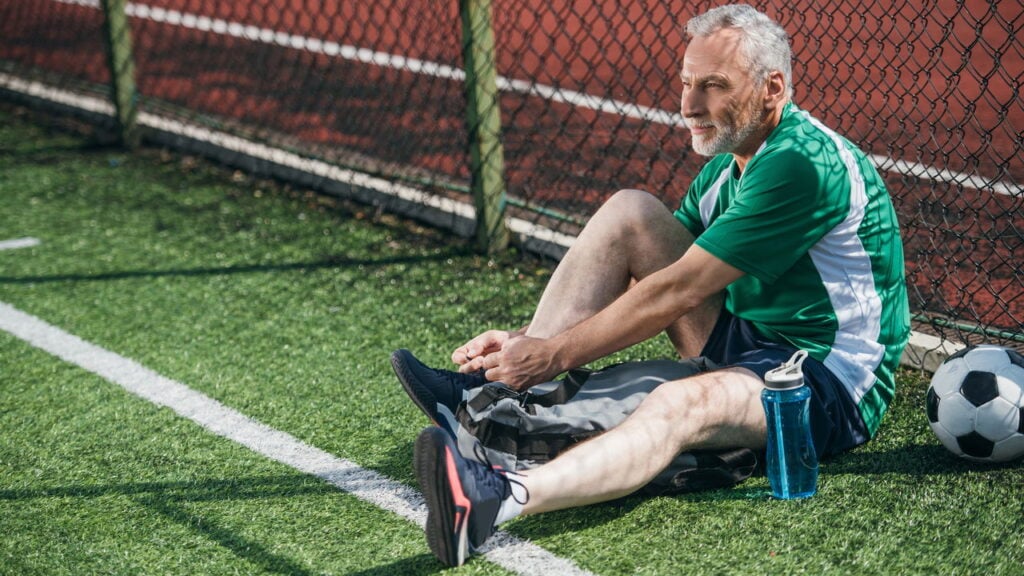 Descubra o poder único do futebol adaptado na terceira idade