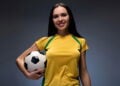 Futebol feminino e moda renovam estilo dentro e fora de campo