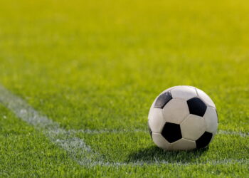 Mais que pés rápidos, o futebol exige uma mente afiada e corpo treinado