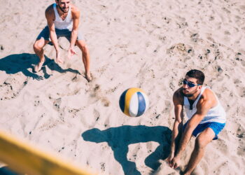 Vôlei de praia melhora o bem-estar e reduz o estresse