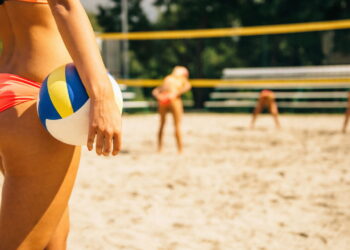Vôlei de praia molda hábitos saudáveis e disciplina