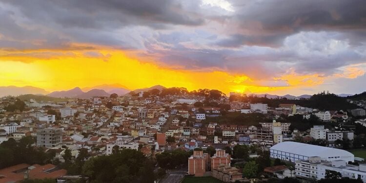 Cidade mineira une xadrez e escalada em combo esportivo surpreendente