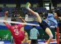 Esporte de 500 anos usa apenas pés para criar acrobacias que "desafiam a gravidade"