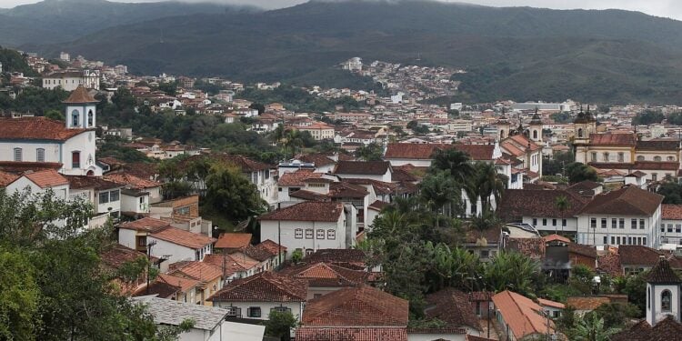 Cidade mineira conquista ciclistas do Brasil inteiro com trilhas épicas