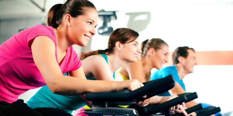 Quer começar a fazer spinning? Saiba quais aparelhos escolher!