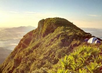 Esta cidade catarinense tem trilha jesuítica de 967 metros com degraus esculpidos à mão que poucos conhecem