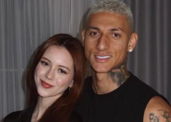 Amanda conheceu Richarlison antes da fama na Seleção