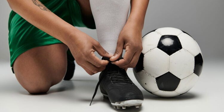 Chuteiras evoluem de equipamento esportivo a item de colecionador